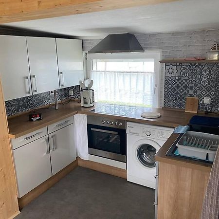 Bungalow Im Gruenen Werneuchen Luaran gambar